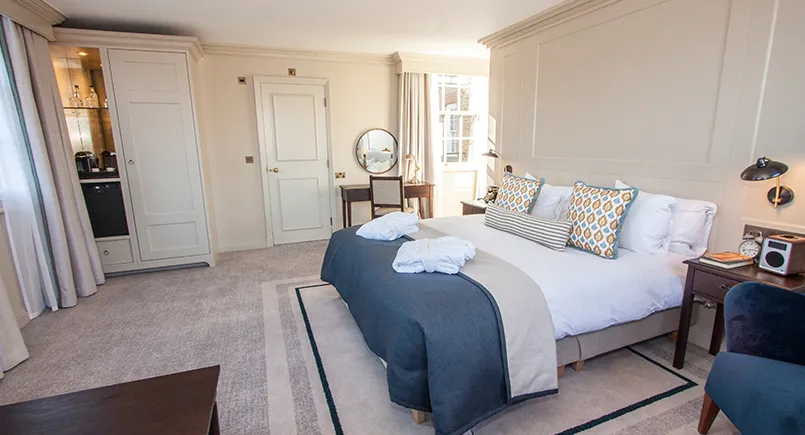 Light Wooden Hotel Bed